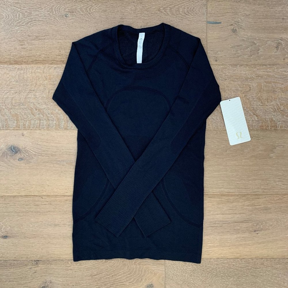 NWT Lululemon Swiftly Tech Long Sleeve navy